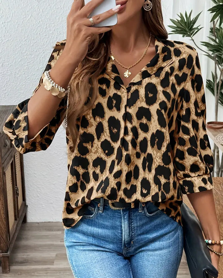 Ianira - Comfortable V-Neck Blouse