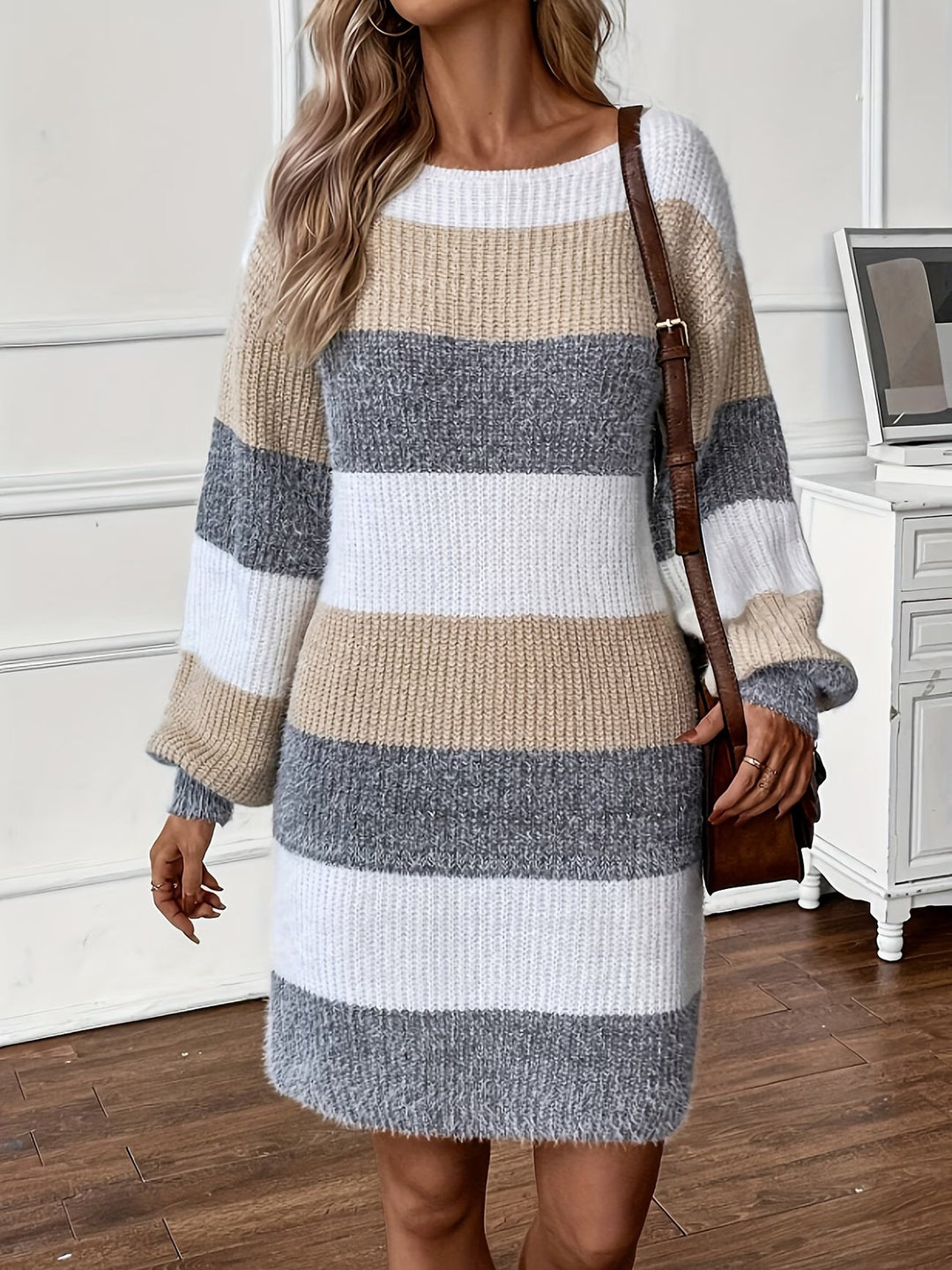 Laurella - Long Sleeve Knitted Sweater Dress