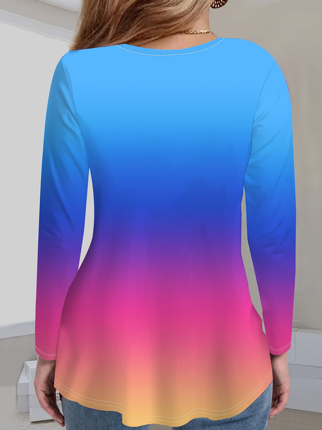 Geneieys  - V-Neck Gradient Color Pattern Long Sleeve T-Shirt