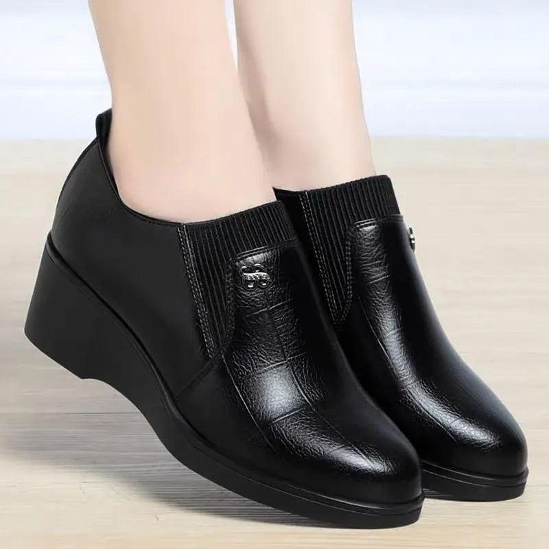 Seveura - Leather Orthopedic Wedge Shoes