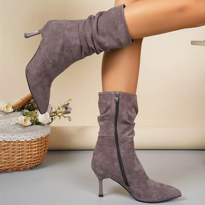 Zefialuva - Mid Heeled Boots with Pointed Edges