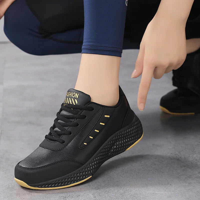 Chucacast - Lightweight Orthopedic Sneaker
