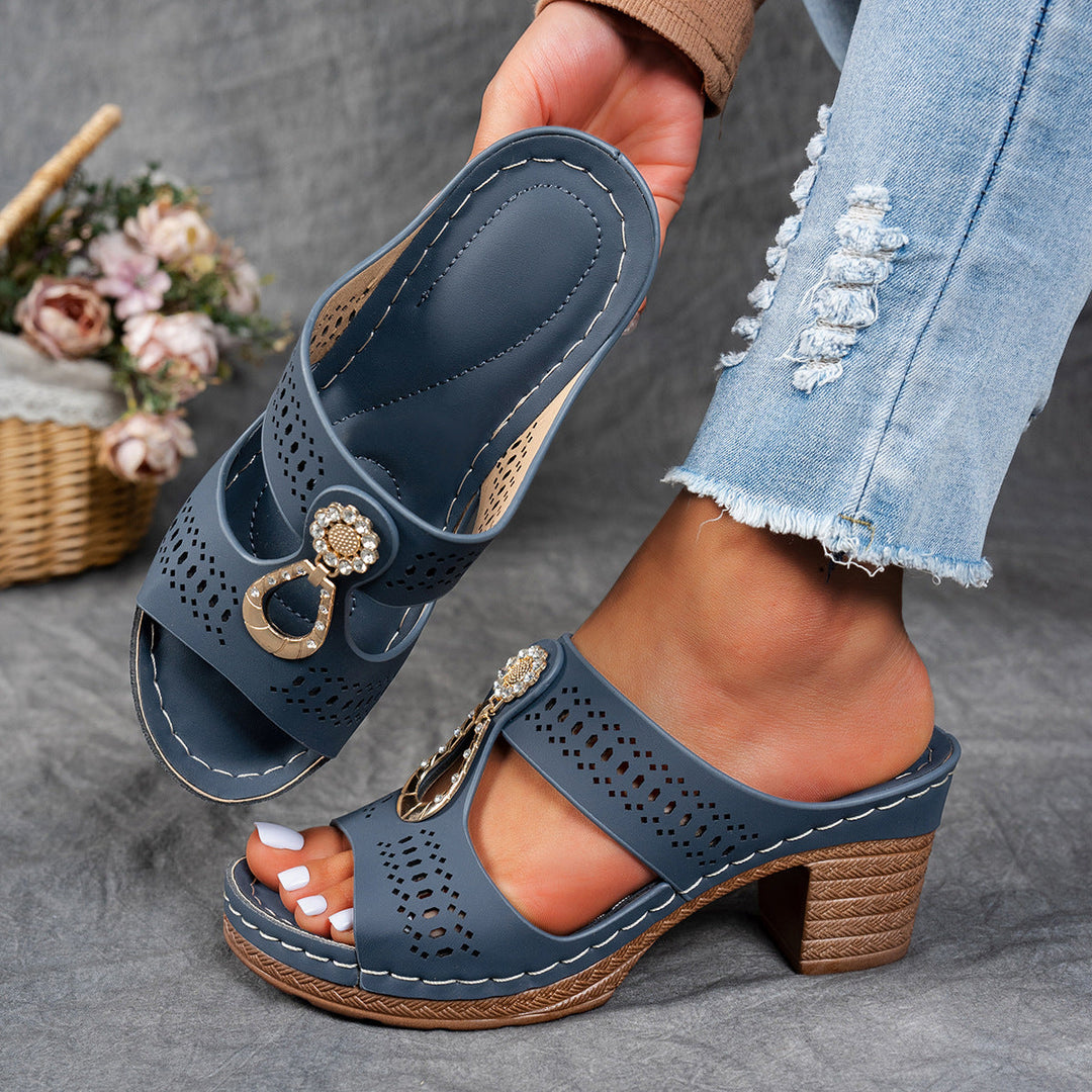 Nicoleta - Orthopedic Sandal With Zircon