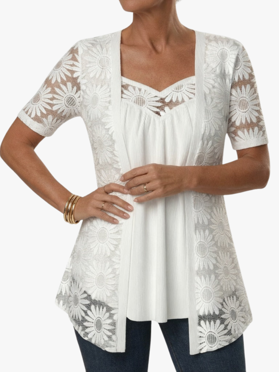 Yahaira - Elegant Short Sleeve Blouse