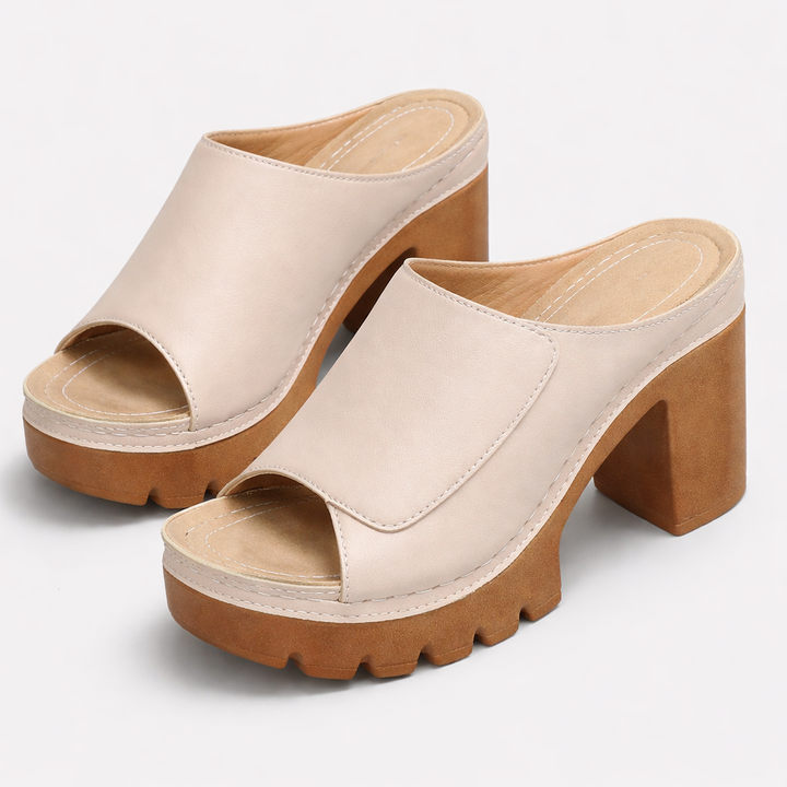 Nicolien - Open Toe Chunky Heel Sandals