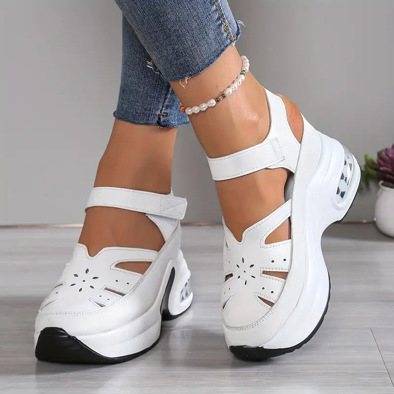Vinara - Stylish Orthopedic Sandal
