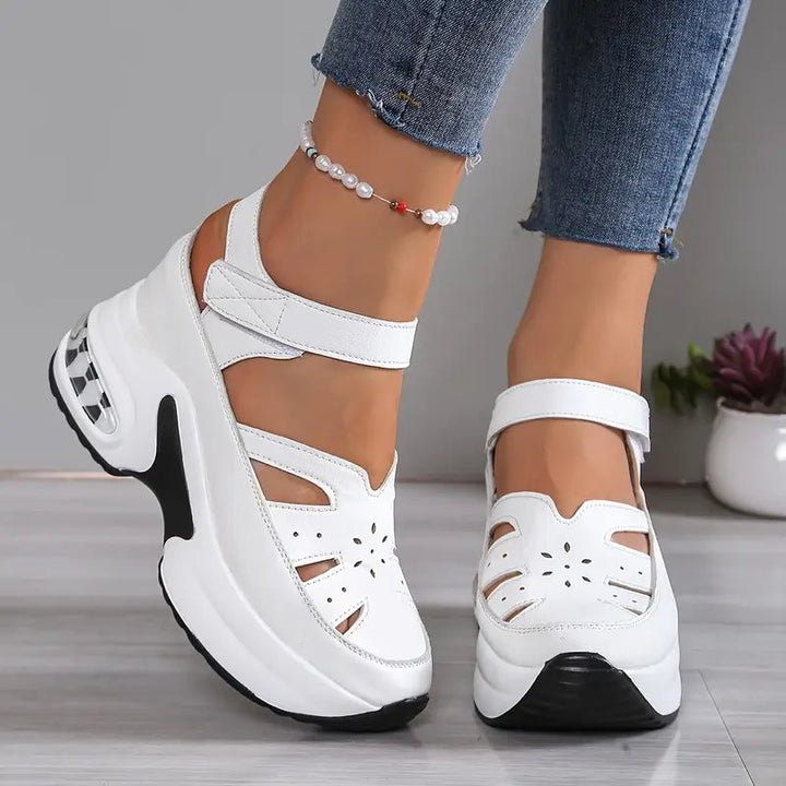 Vinara - Stylish Orthopedic Sandal