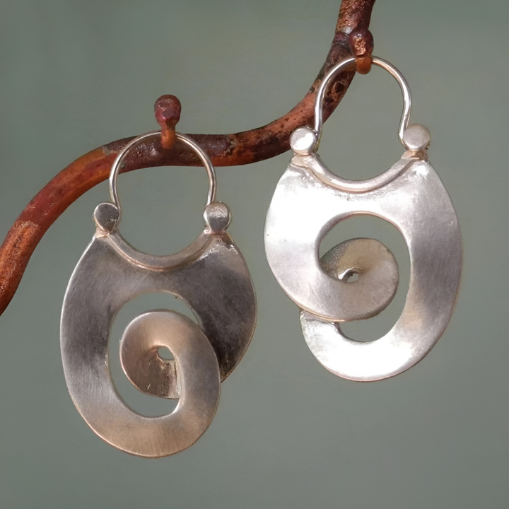 Hrafna - Vintage Earrings