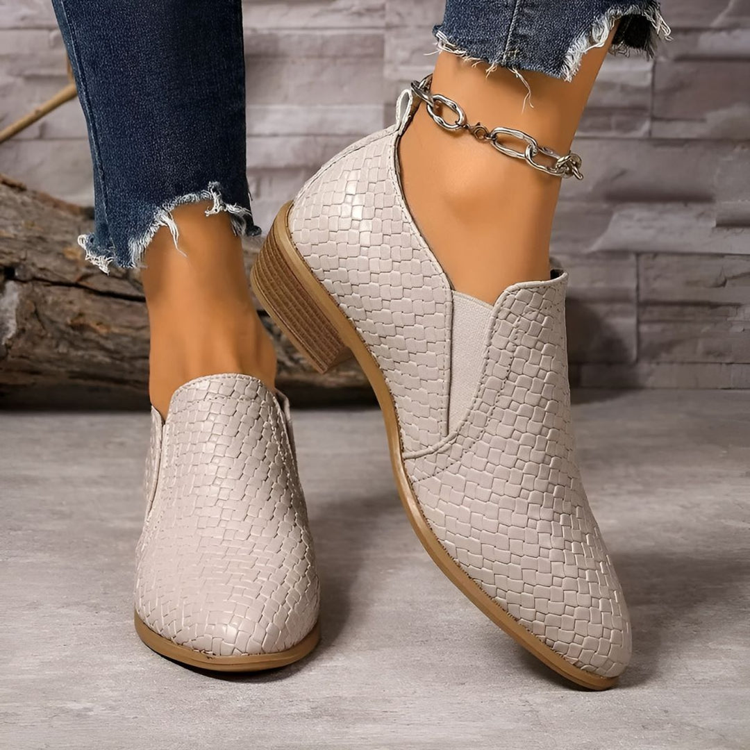 Markia - Comfortable Oxford Shoes