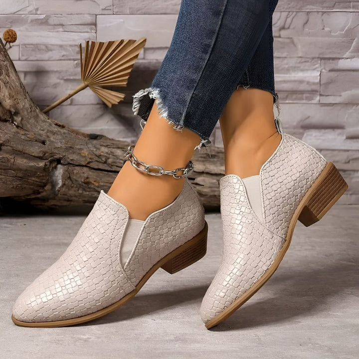 Markia - Comfortable Oxford Shoes