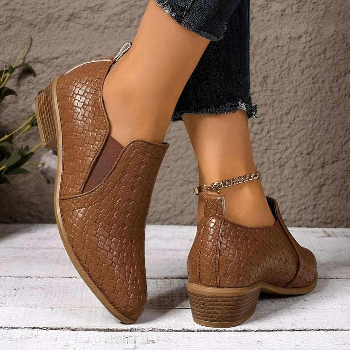 Markia - Comfortable Oxford Shoes