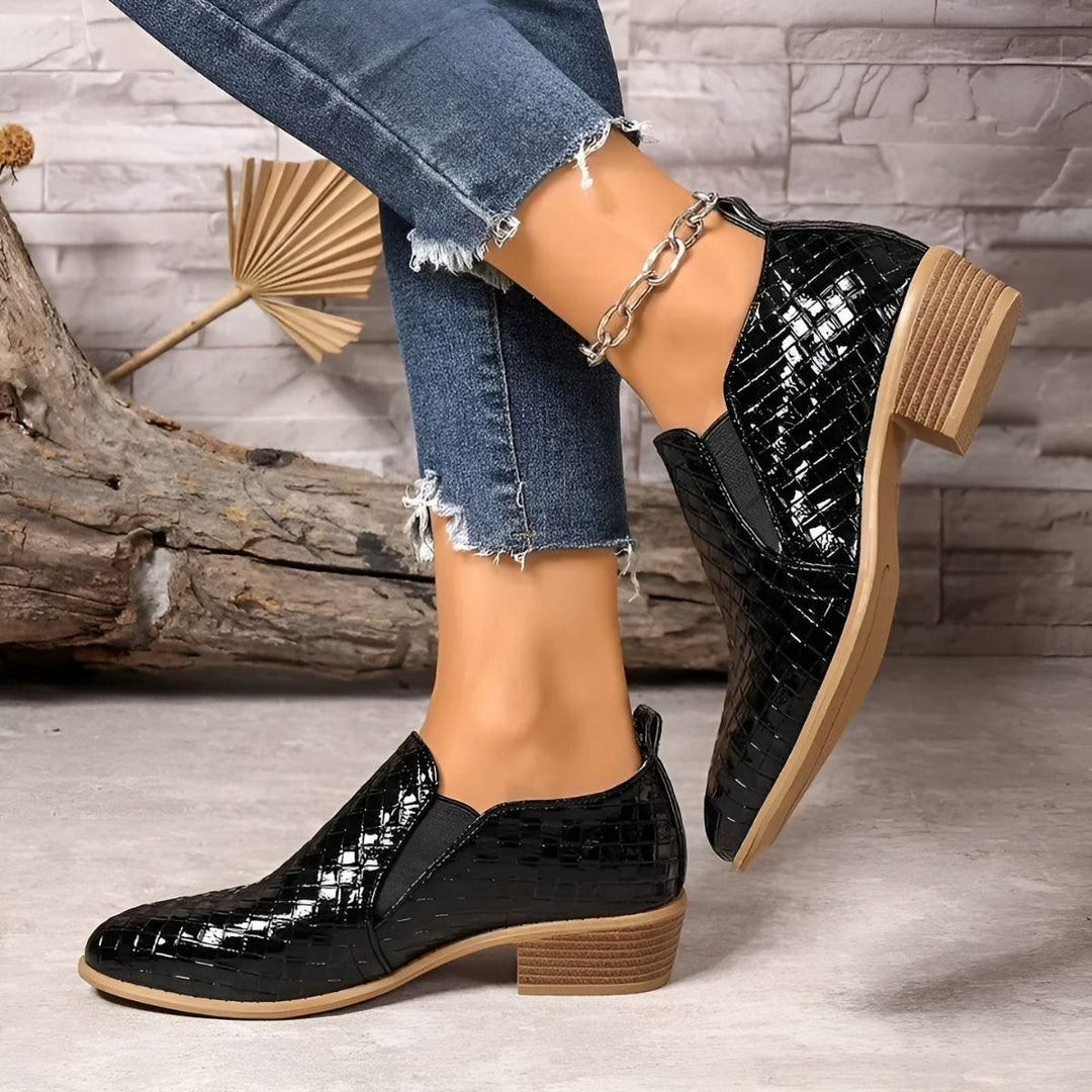 Markia - Comfortable Oxford Shoes