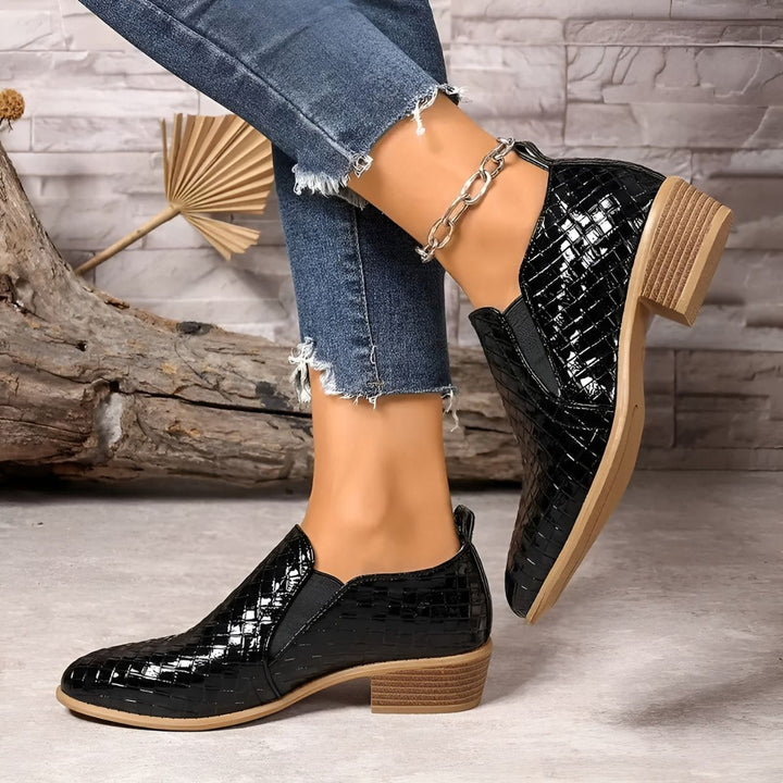 Markia - Comfortable Oxford Shoes