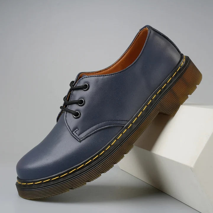 Thilian - Lace-Up Derby Shoes With Contrast Sole Stitching