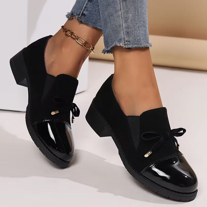 Saskana - Loafers With Bow and Glossy Toe Cap