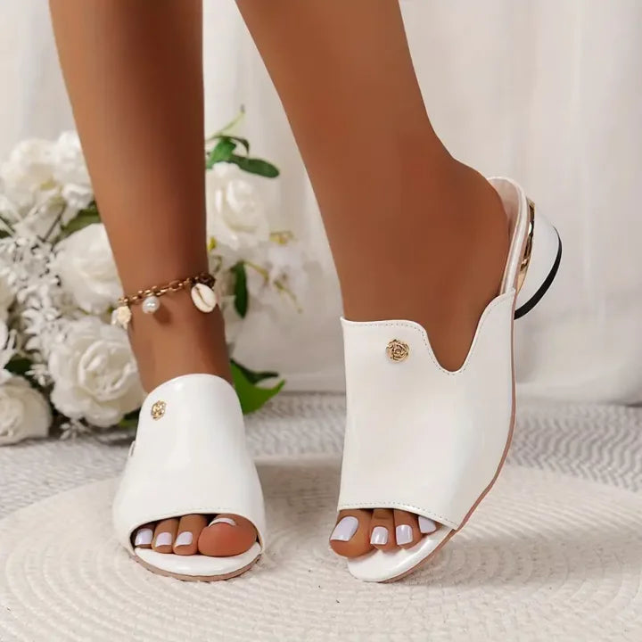 Nadisha - Orthopaedic Chunky Heeled Sandal