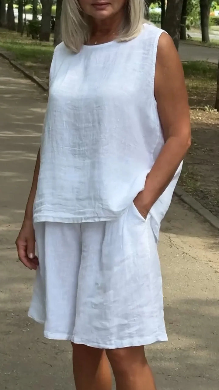 Jileana - Breathable Sleeveless Blouse And Baggy Shorts