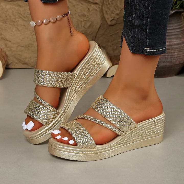 Kalwina - Comfortable Platform Sandal