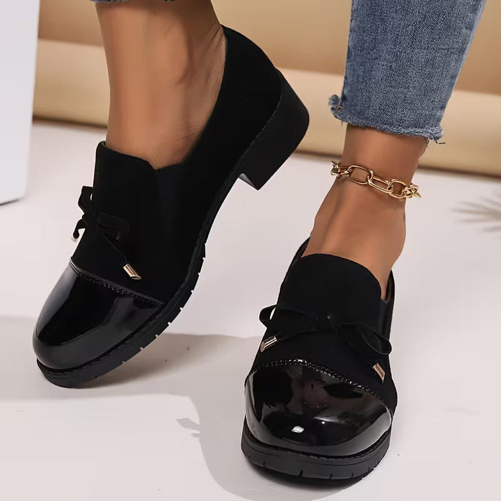 Saskana - Loafers With Bow and Glossy Toe Cap