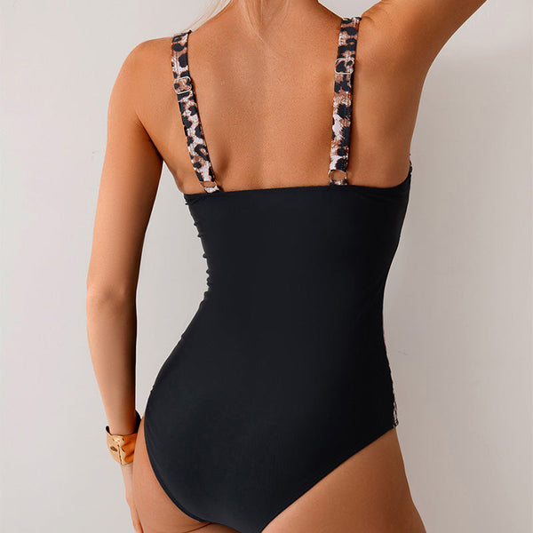Mercan - One Piece Swimsuit With Twist Front