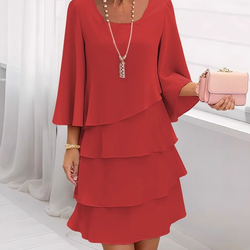 Ishari - Elegant Dress With a Square Neckline